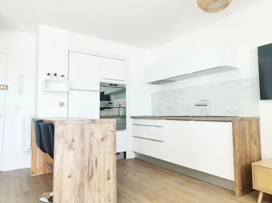 דירות דובן Beau Duplex Familial Avec Jardin Cloture 0*,  צרפת